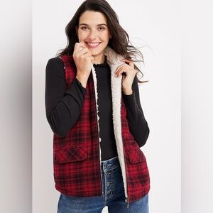 **Brand New** Maurices Women’s Red & Black Plaid Sherpa-Lined Vest – Size XL